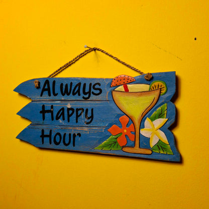Cartello forma di freccia bar Happy Hour in legno