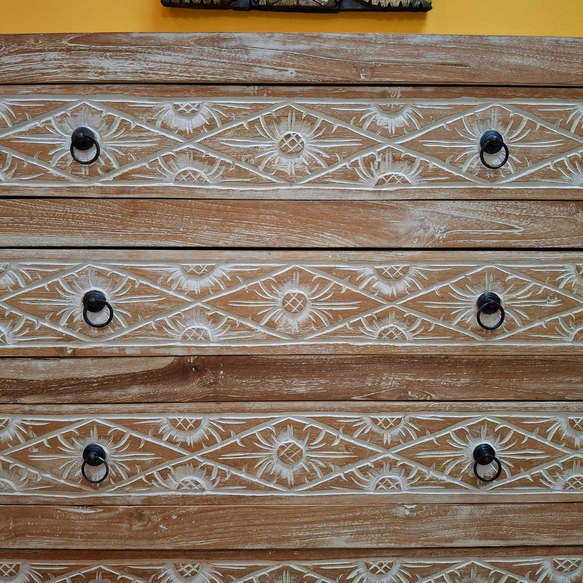 Cassettiera etnica in teak mobile shabby chic