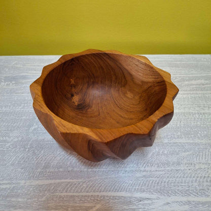 Wooden spiral fruit bowl