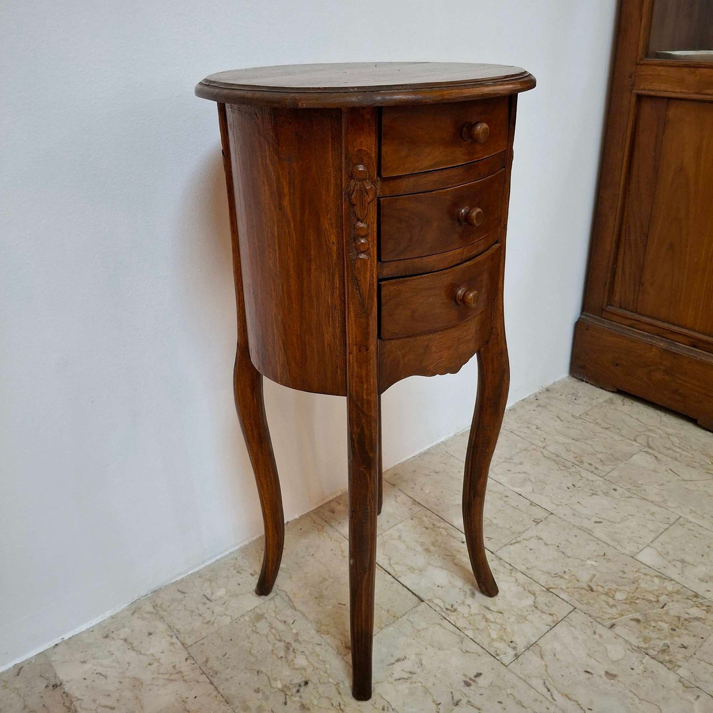 Table de chevet vintage en bois de teck