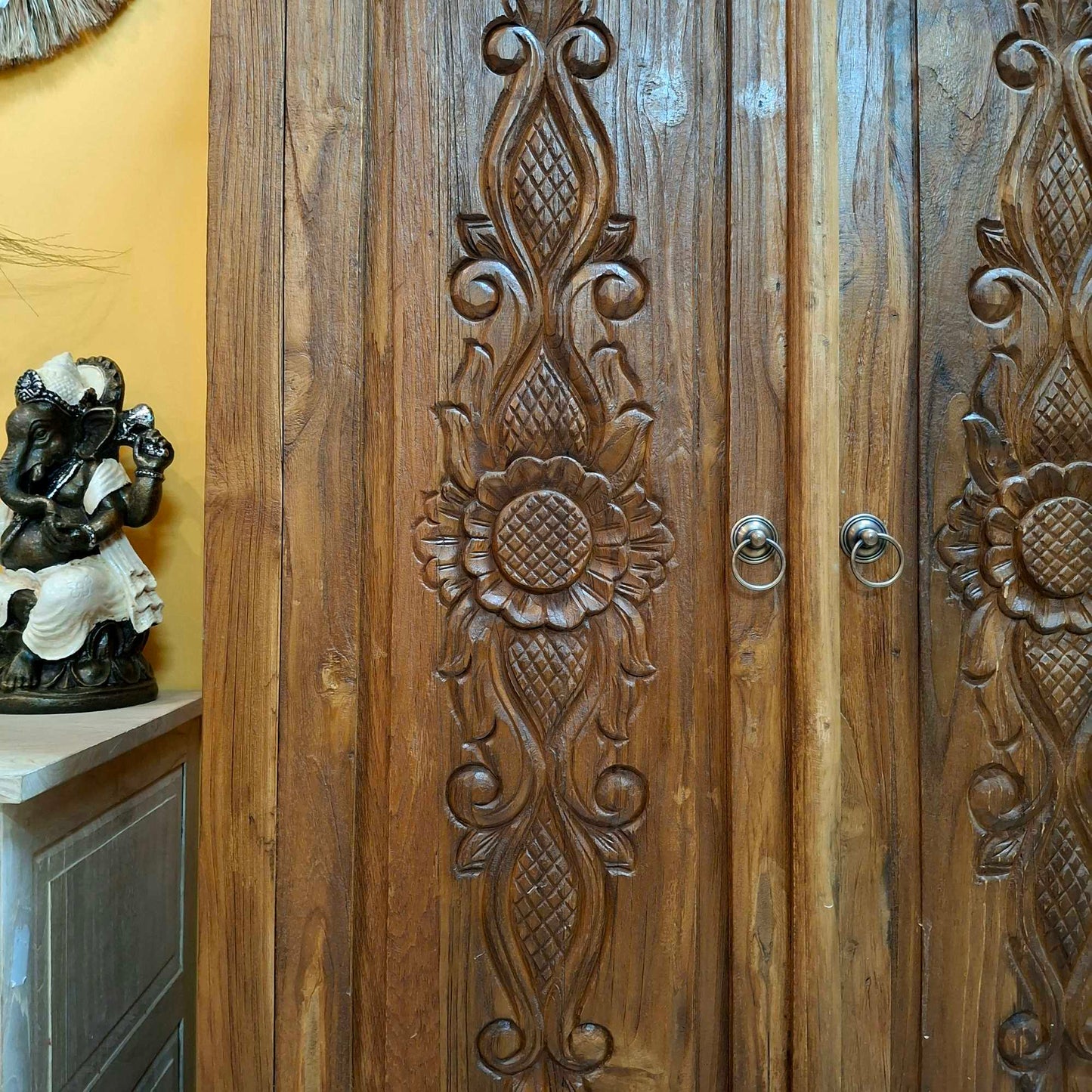 Credenza alta etnica intagliata legno teak mobile contenitore