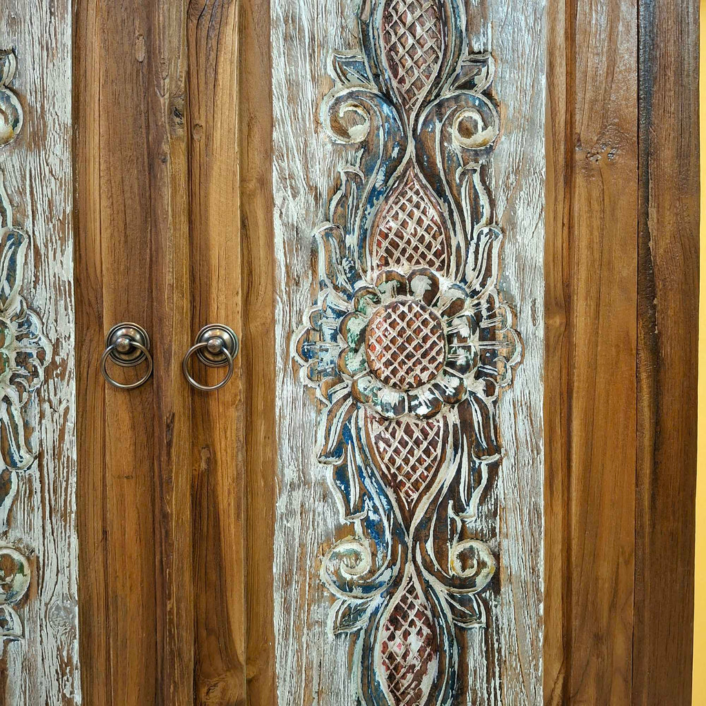 Hohe Anrichte aus Teakholz Schrank Ethno-Möbel
