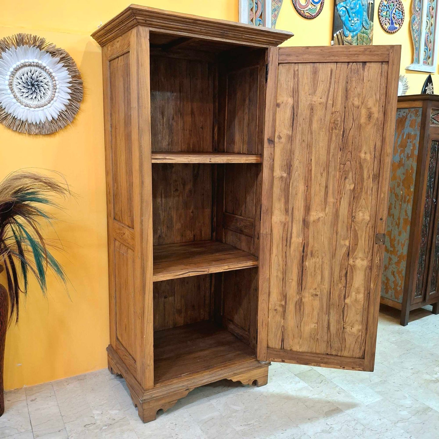 Credenza etnica a colonna armadio vintage in teak