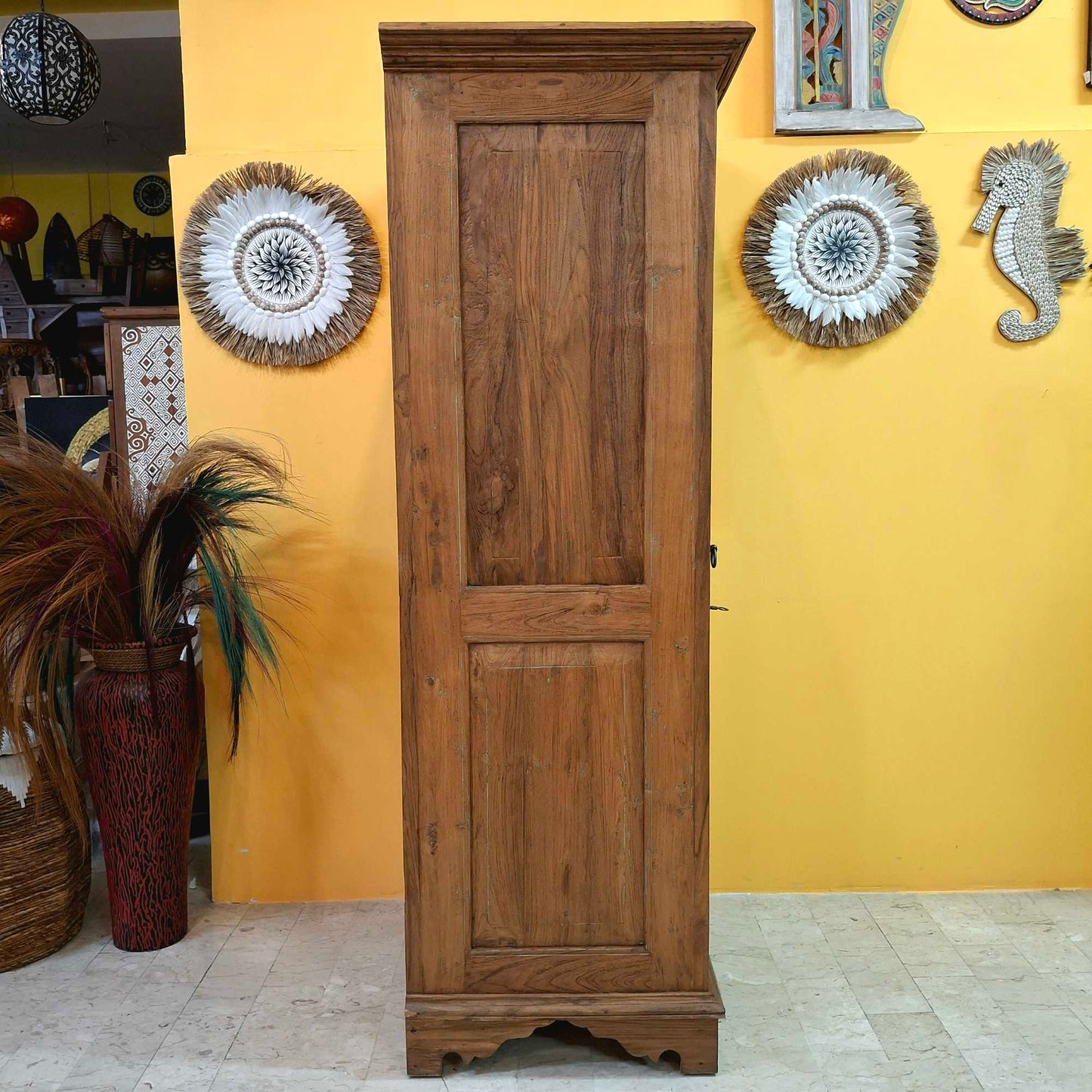Credenza etnica a colonna armadio vintage in teak