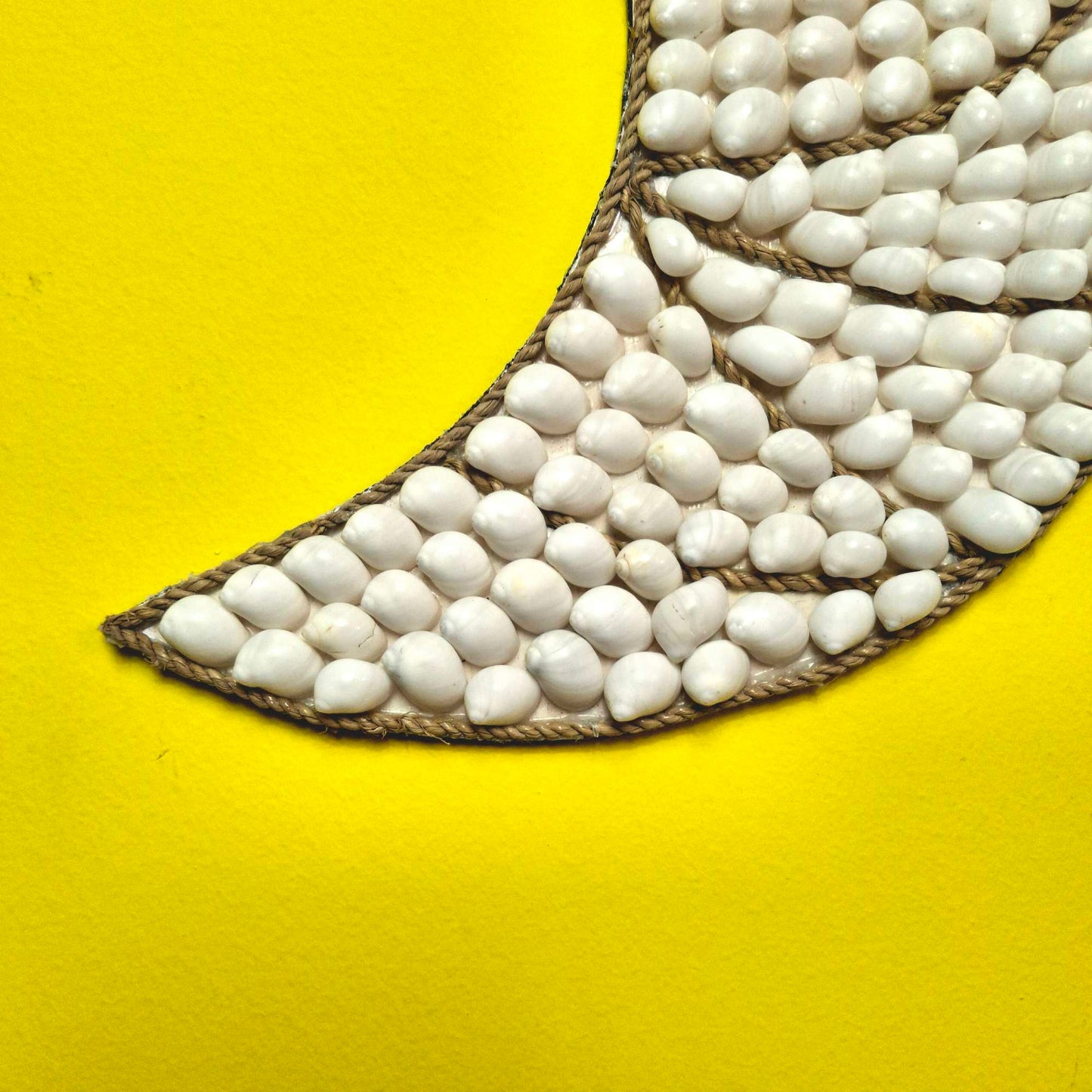 Decorazione etnica da parete luna e conchiglie di mare