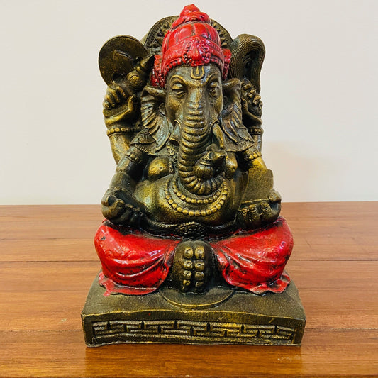 Statue d'éléphant Ganesh divinité hindoue de style ethnique