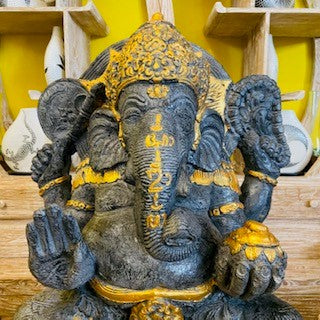 Statue de Ganesh, divinité sacrée en pierre d'éléphant