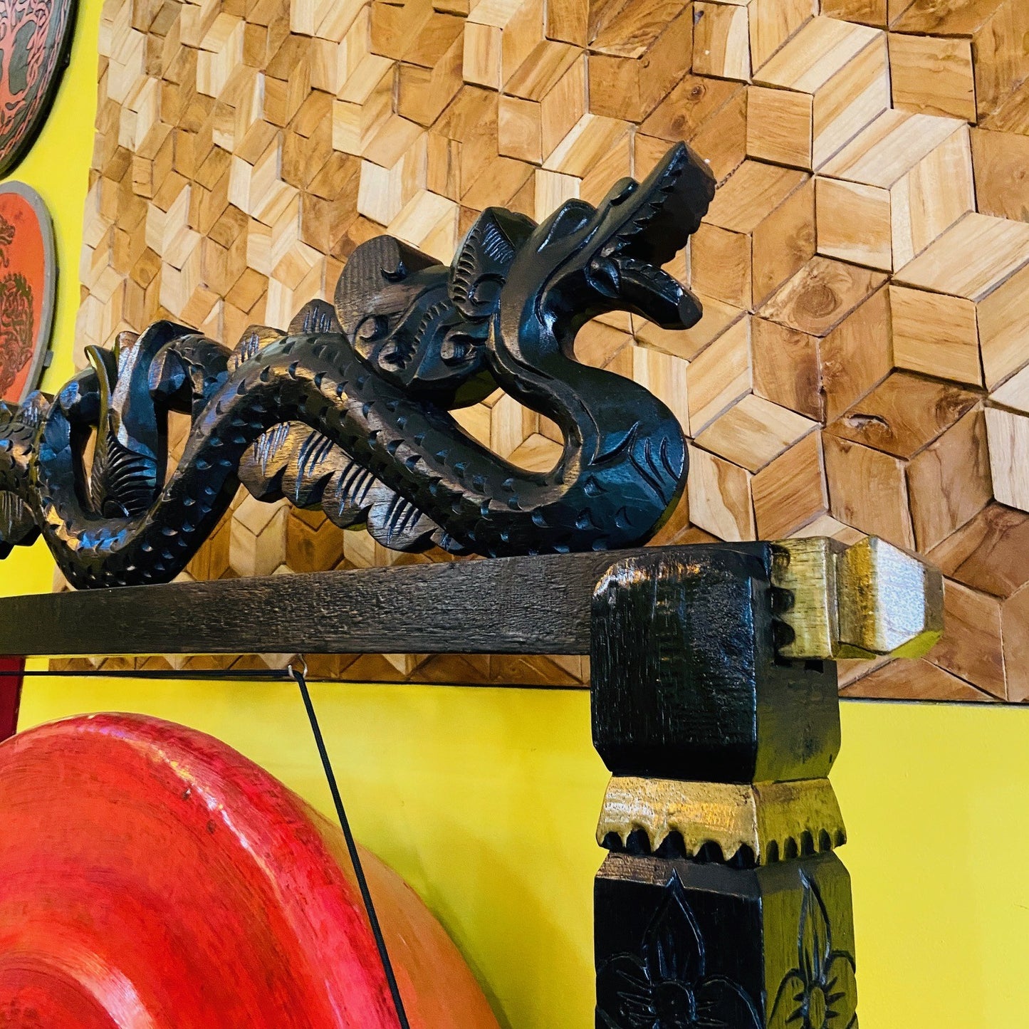 Professional Gong Stand Wood Carvings and Dragons