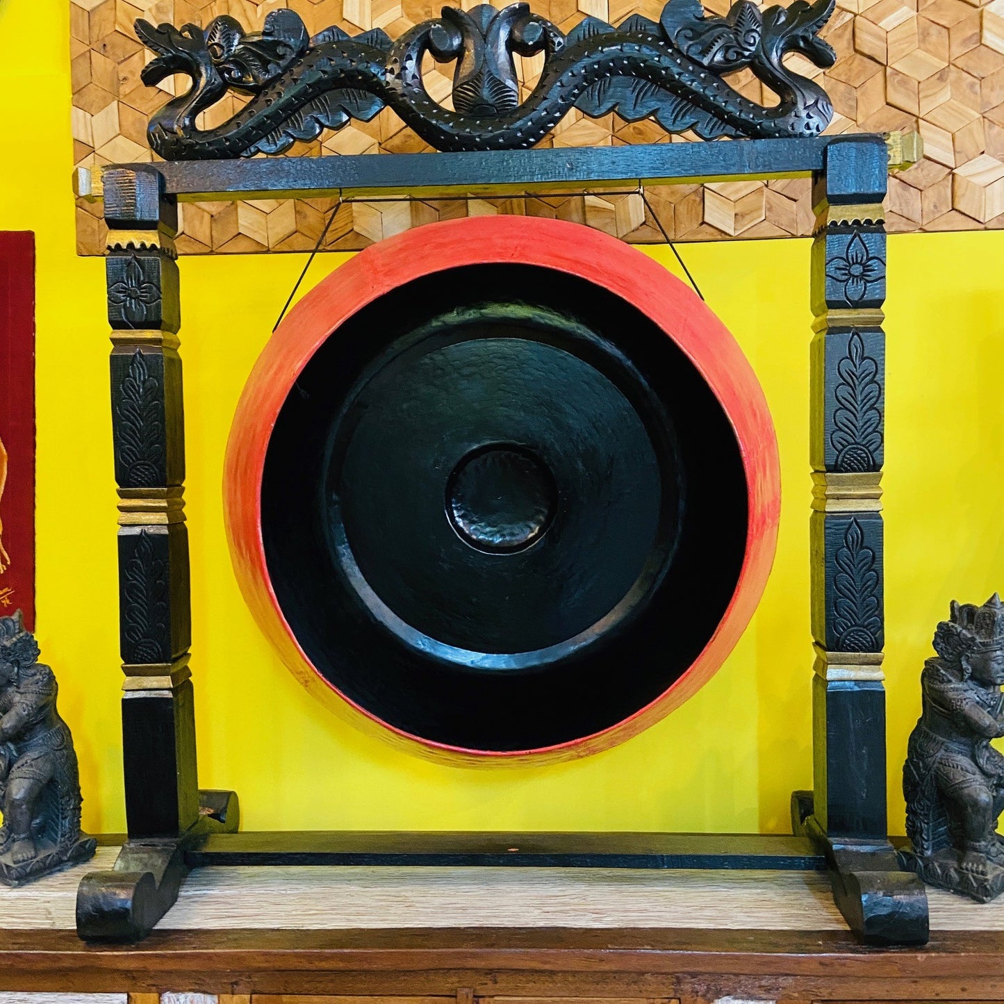 Professional Gong Stand Wood Carvings and Dragons