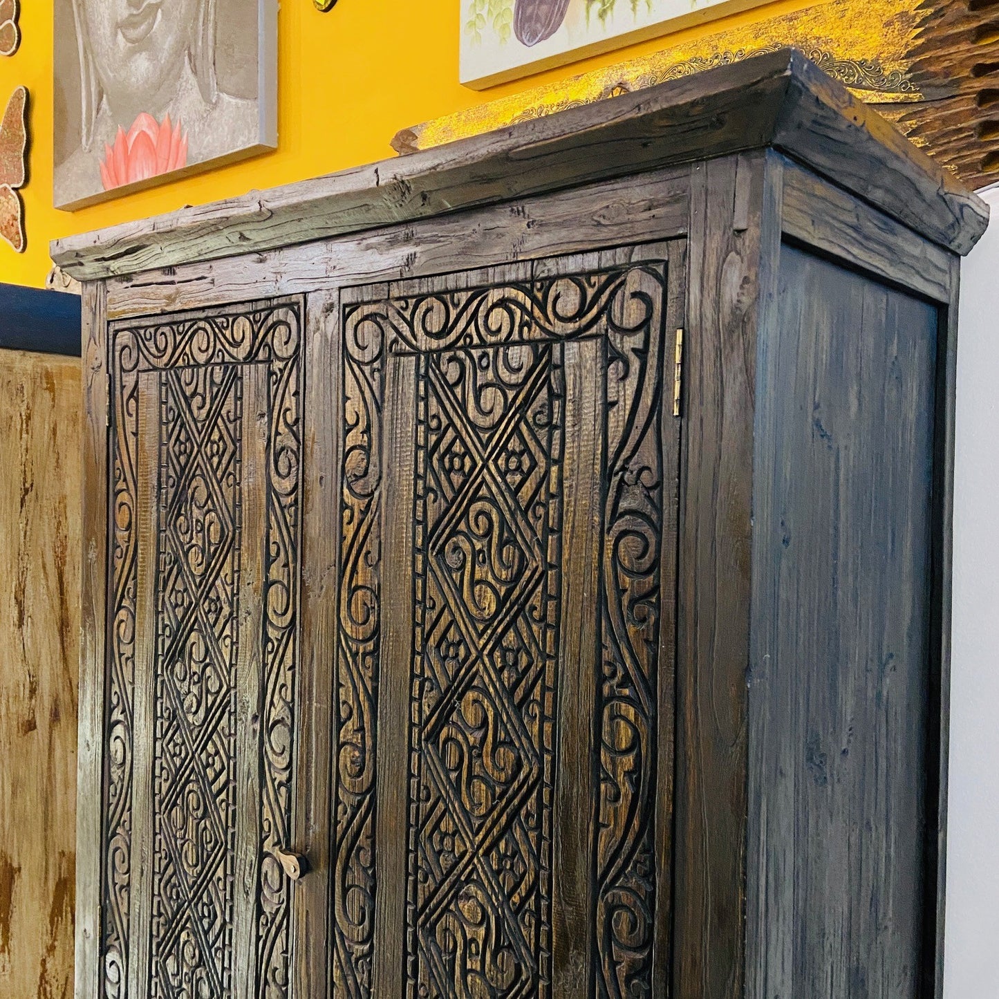 Armoire ethnique viking Armoire tribale celtique