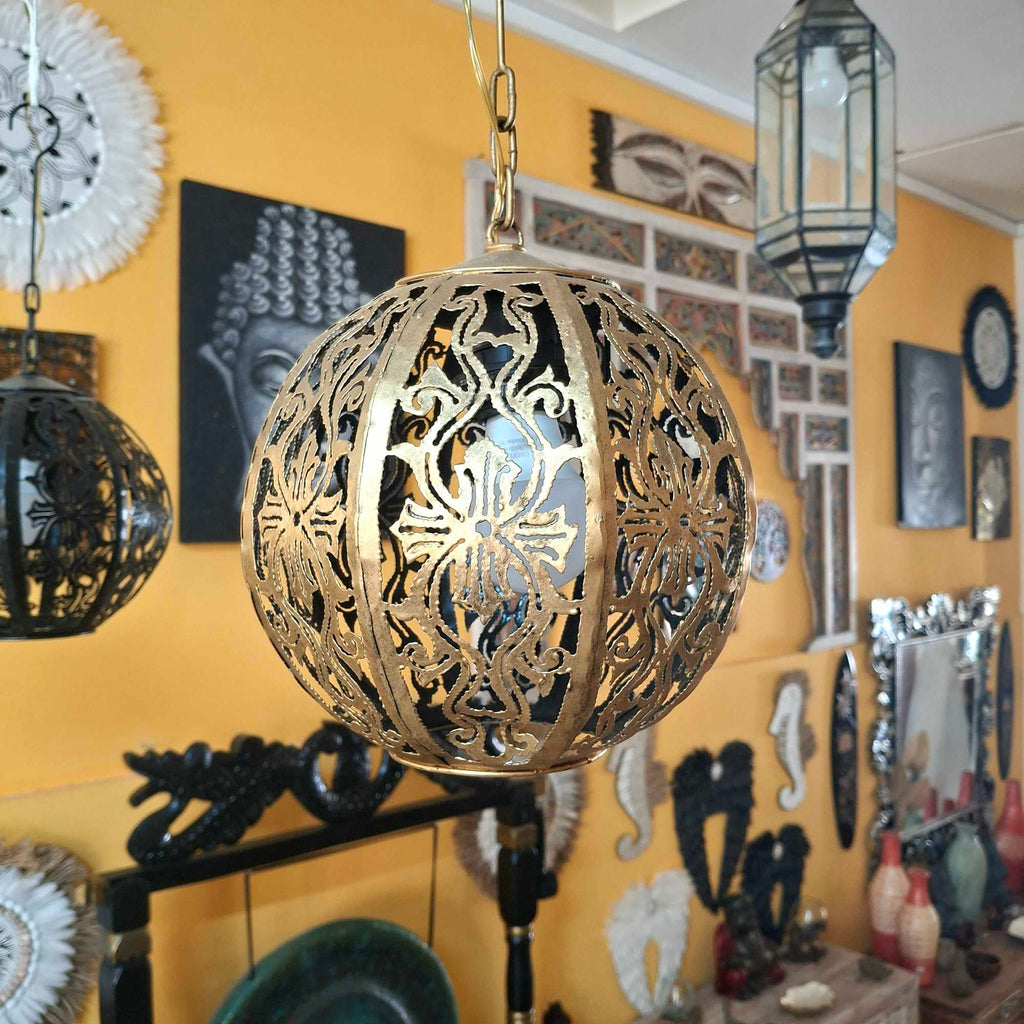Lampadario etnico orientale in ferro battuto