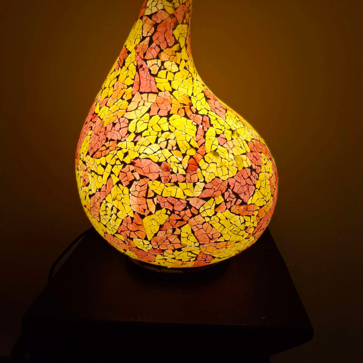 Lampada etnica in mosaico di vetro abatjour