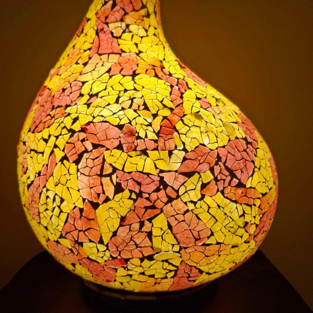 Lampada etnica in mosaico di vetro abatjour