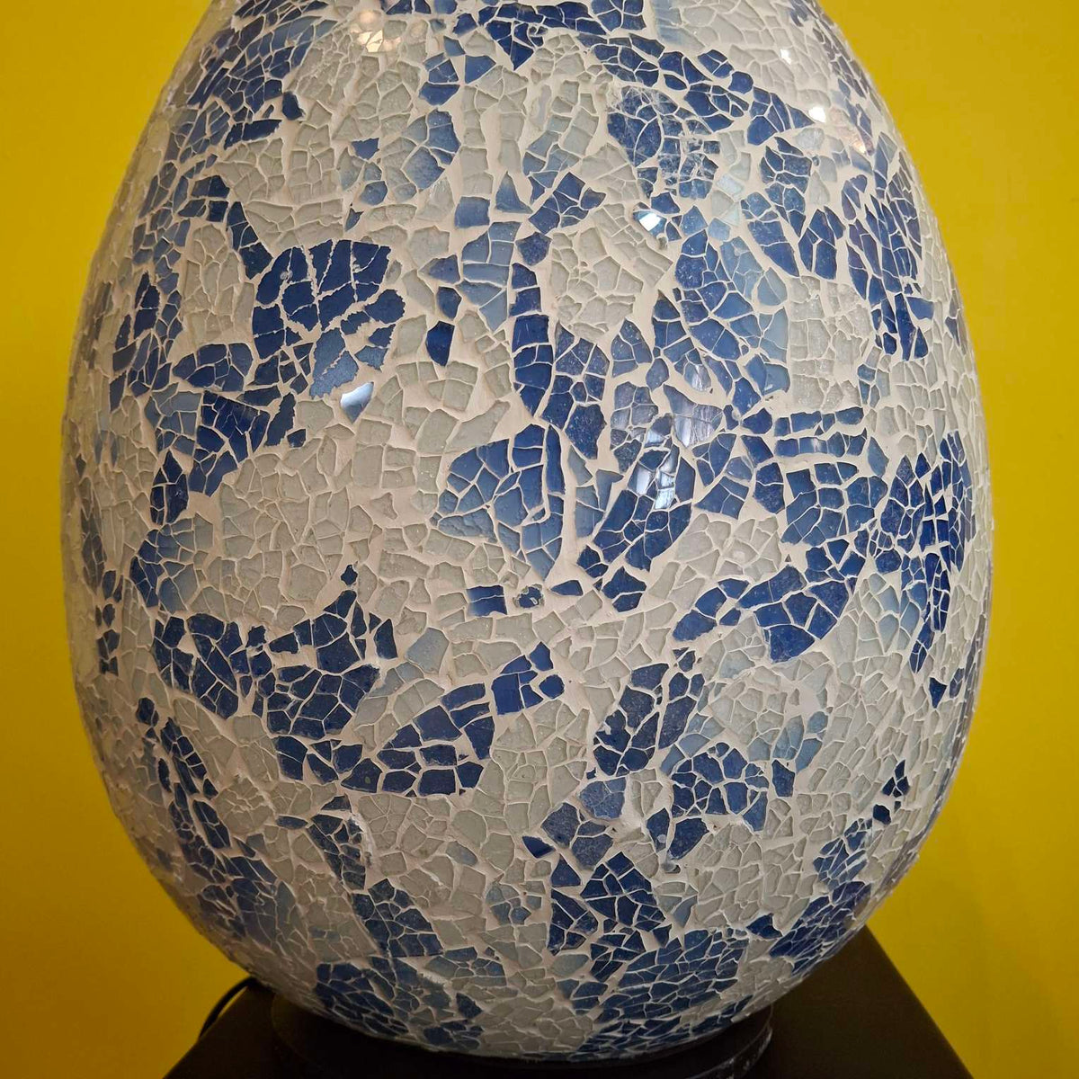 Lampada da tavolo abatjour in vetro bianca e blu