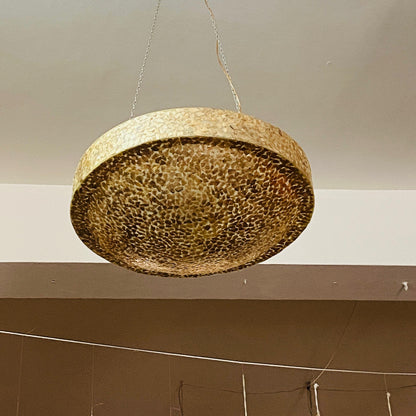 Plafonnier lustre en nacre dorée
