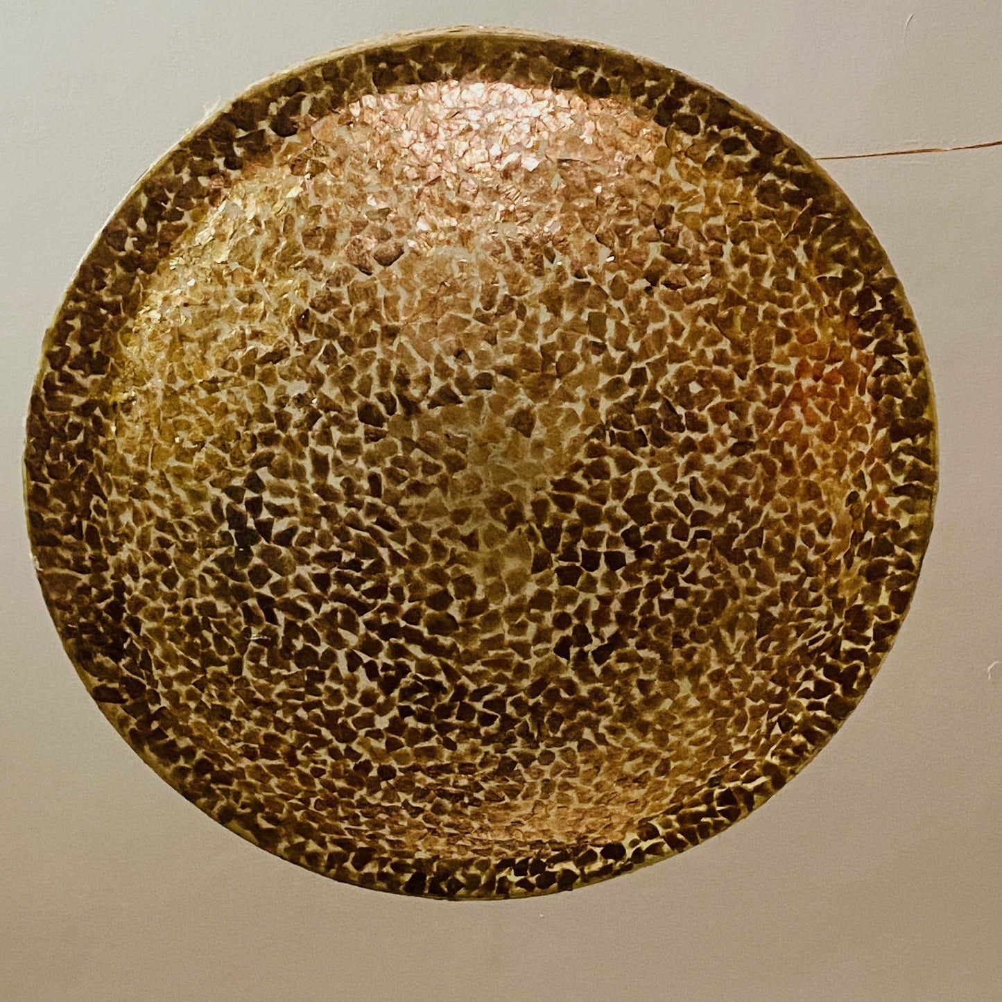 Plafonnier lustre en nacre dorée