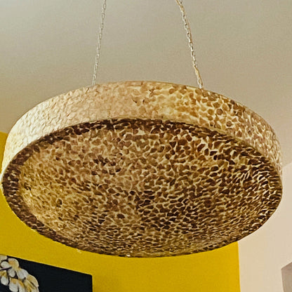 Plafonnier lustre en nacre dorée