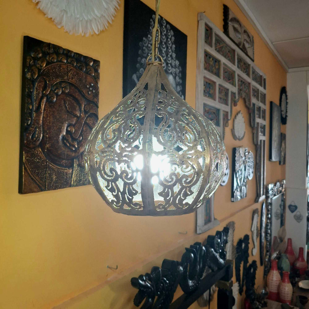 Lampadario etnico esotico ferro battuto dorato