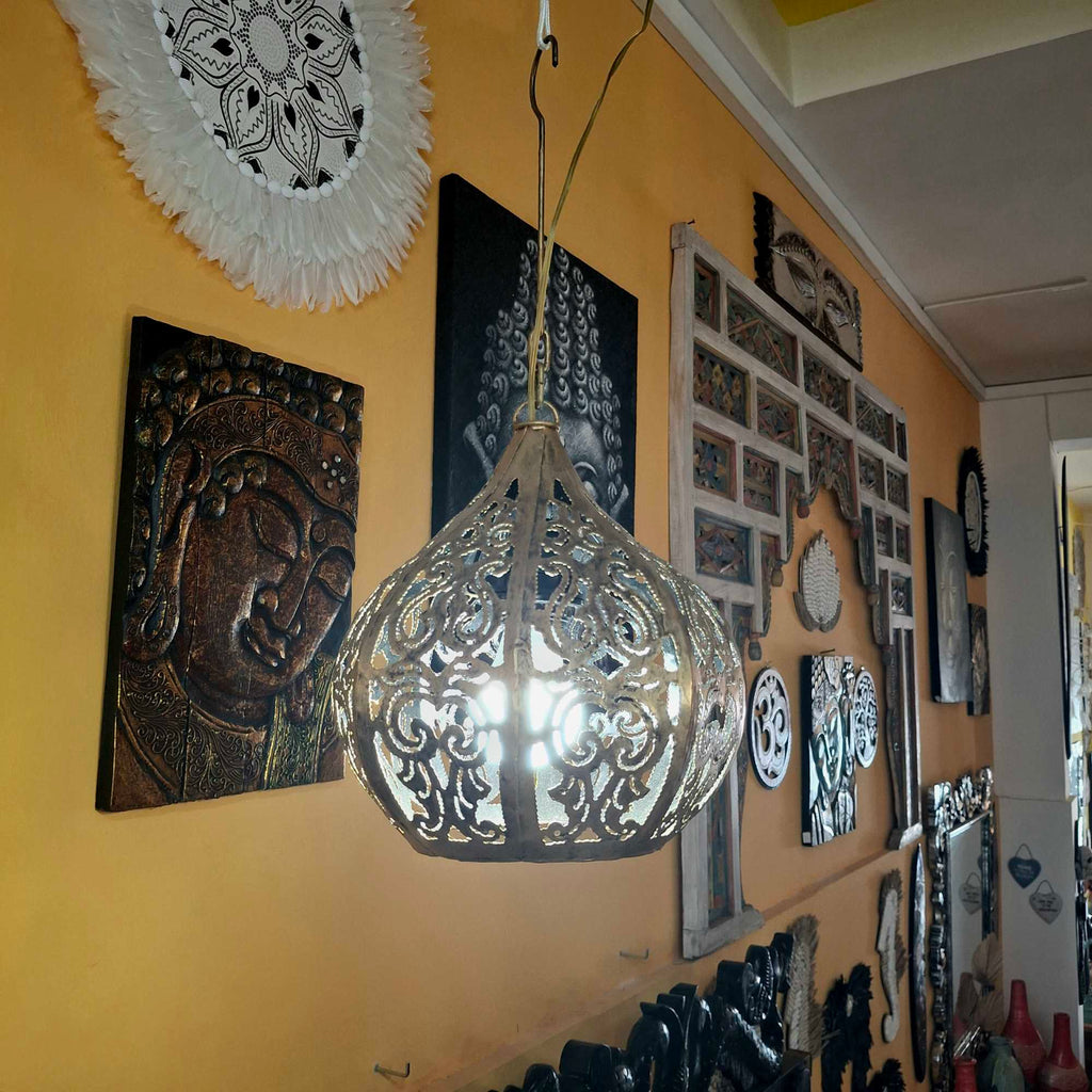 Lampadario etnico esotico ferro battuto dorato