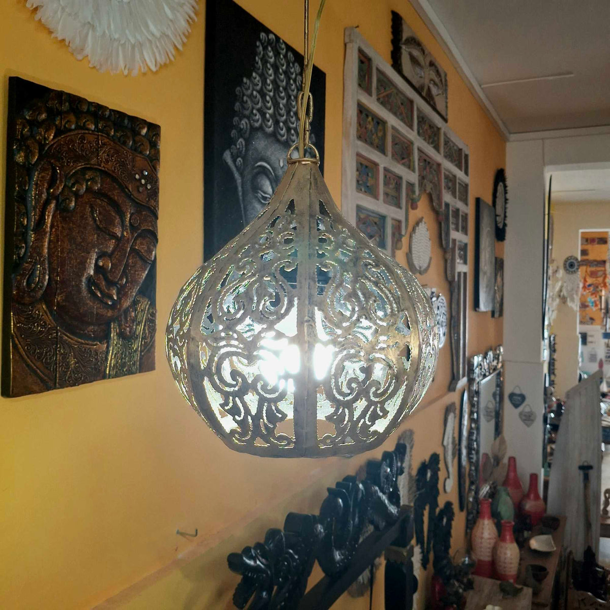 Lampadario etnico esotico ferro battuto dorato