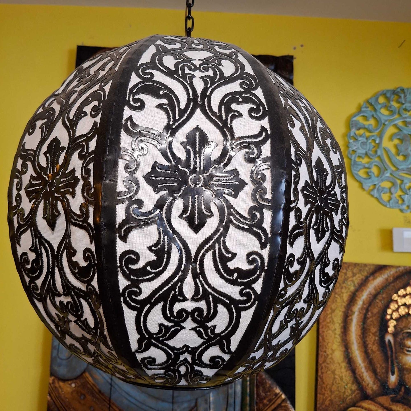 Lustre ethnique en fer forgé et tissu brodé