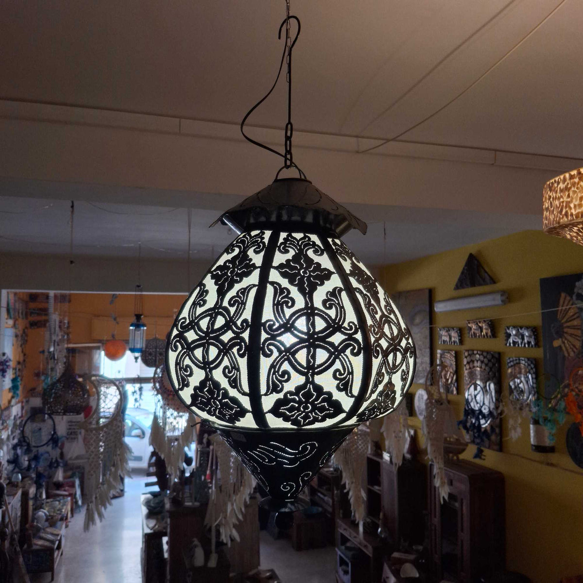 Lampadario etnico orientale in tessuto e ferro