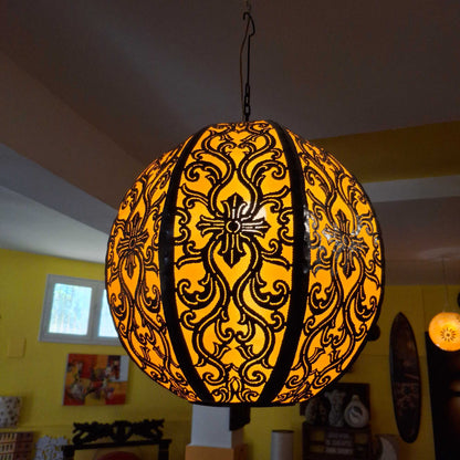 Lampadario etnico in tessuto ricamato e ferro battuto