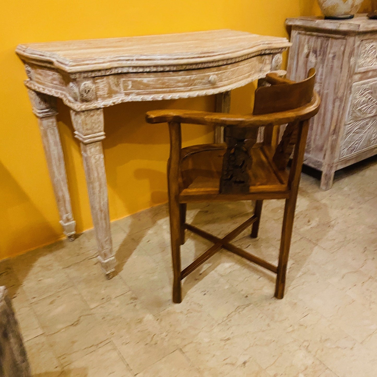 Bureau ethnique en teck Bureau colonial shabby