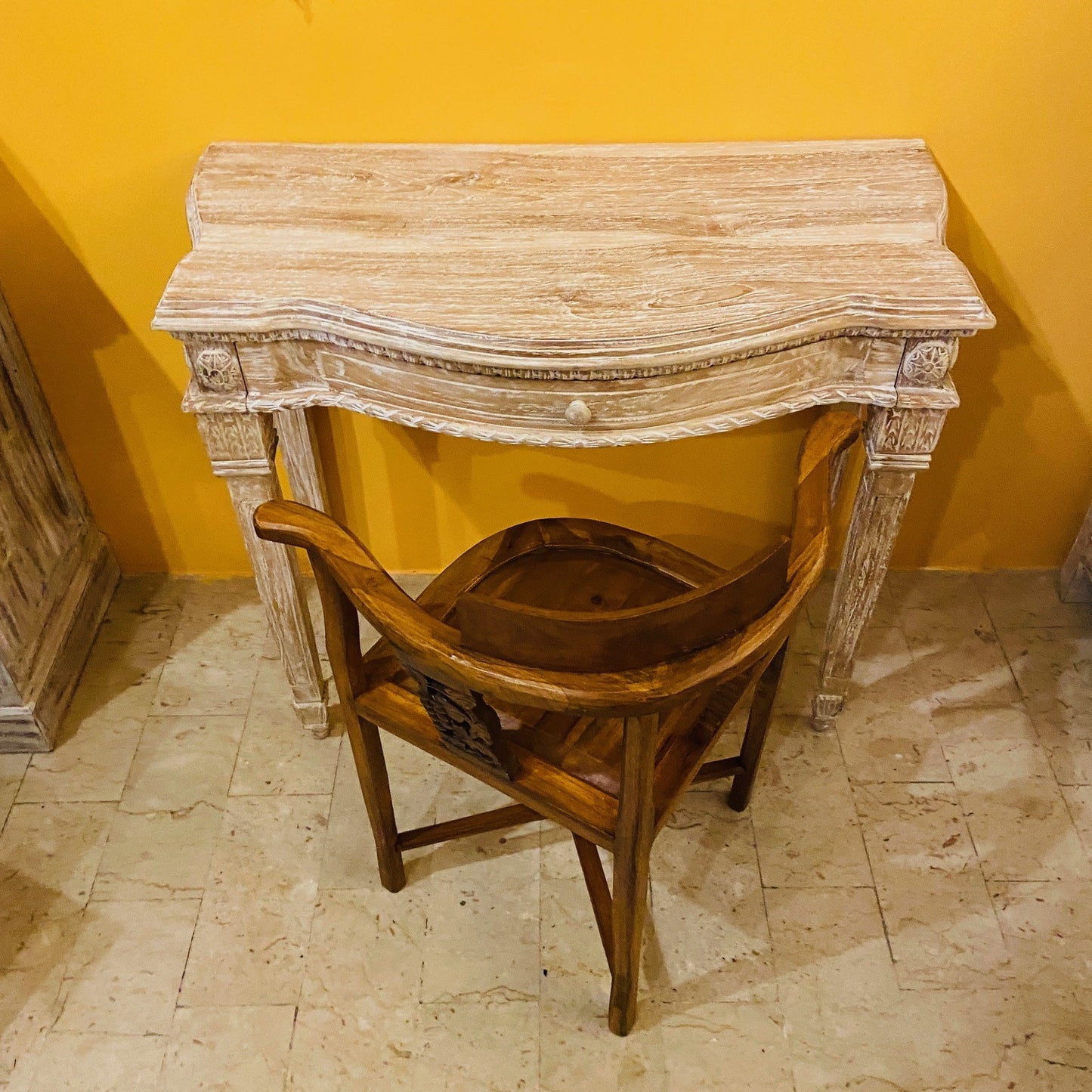 Bureau ethnique en teck Bureau colonial shabby
