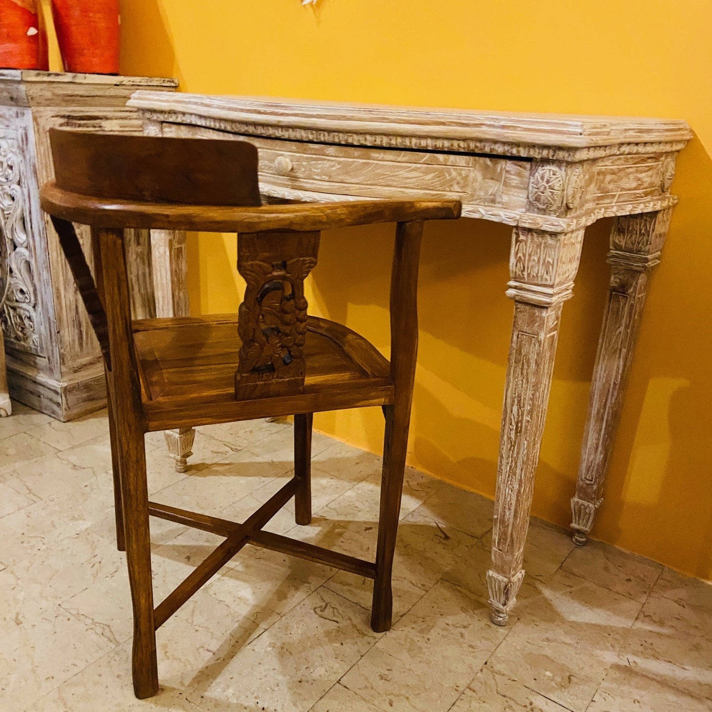 Bureau ethnique en teck Bureau colonial shabby