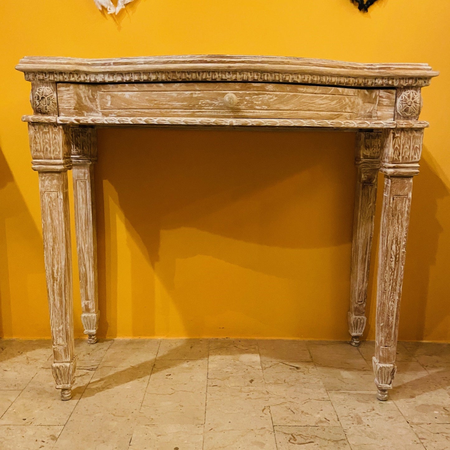 Bureau ethnique en teck Bureau colonial shabby