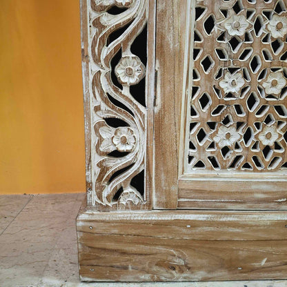 Mobile credenza a colonna etnica intagli floreali