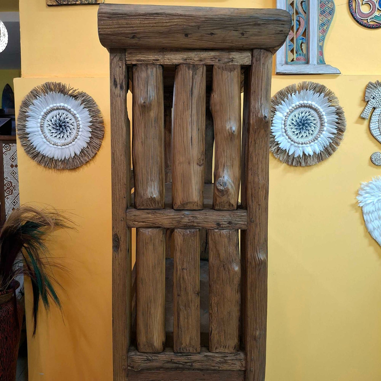 Mobile etnico linea Flintstones in legno teak