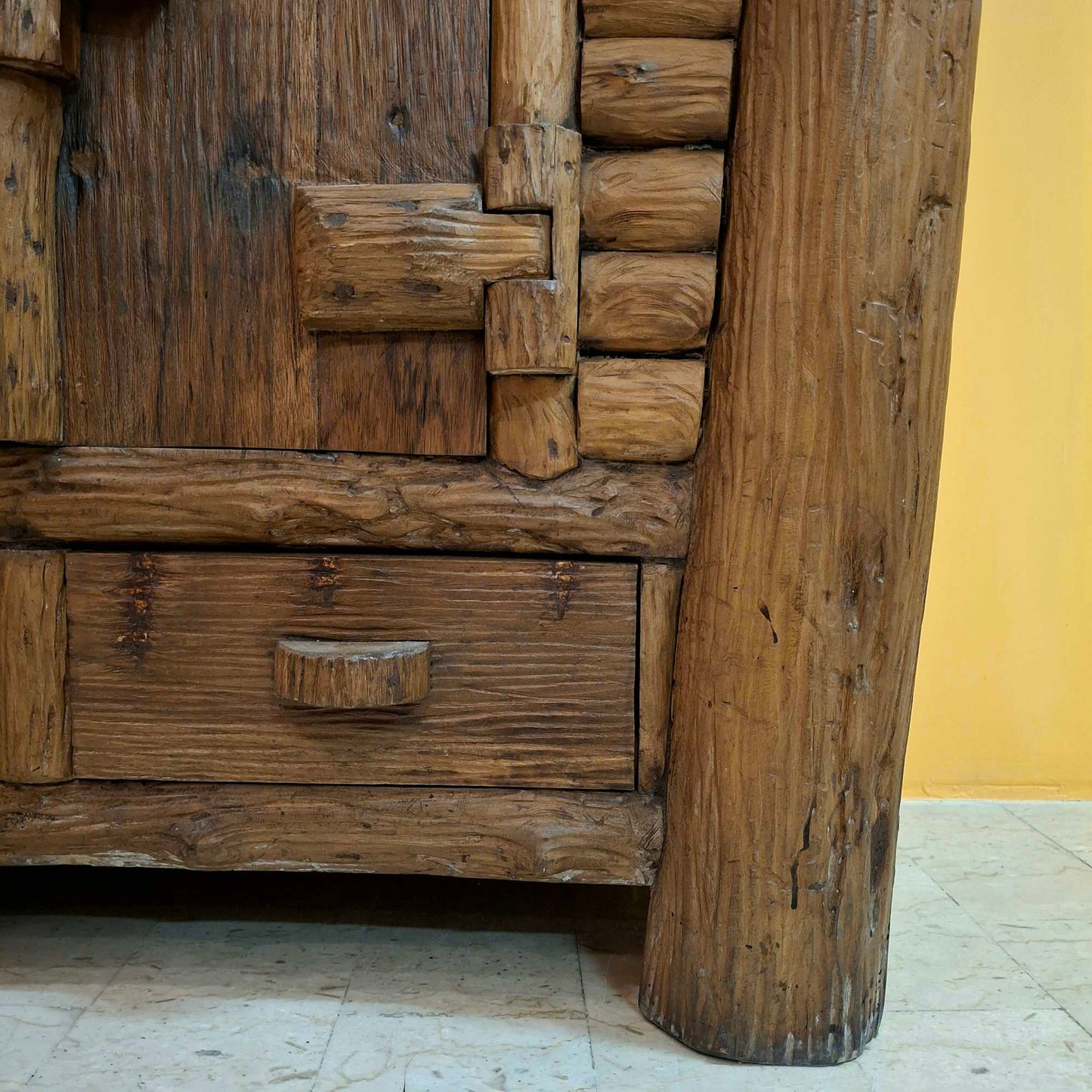 Mobile etnico linea Flintstones in legno teak