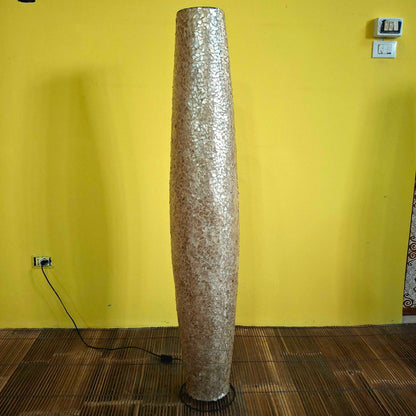 Piantana di madre perla dorata e ferro battuto