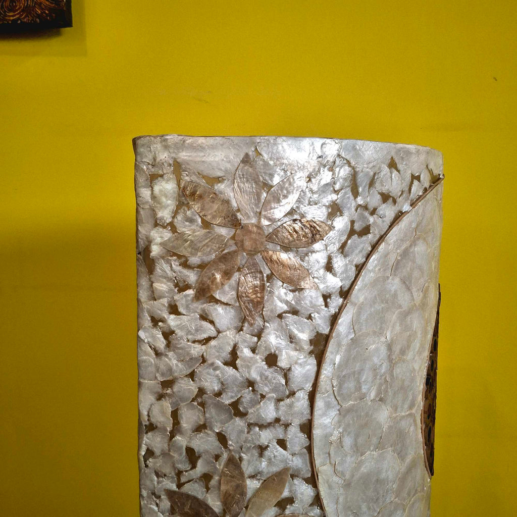 Piantana etnica in madre perla e ferro battuto