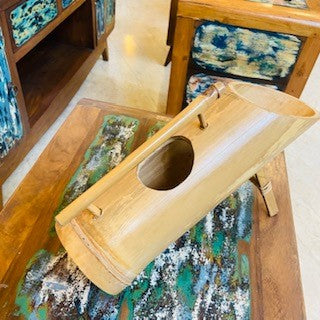 Porte-bouteille en bambou avec poignée décorative