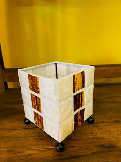 Bougeoir cubique minimaliste en nacre blanche