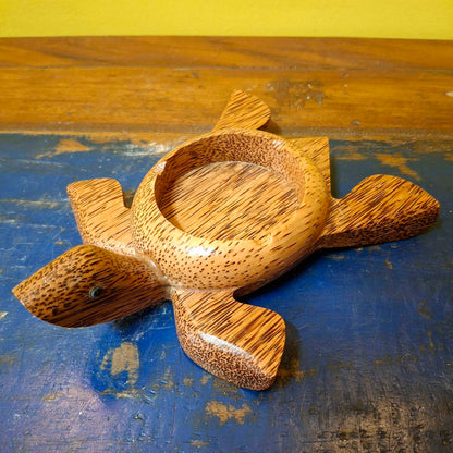 Posa cenere tartaruga in legno con coperchio in cocco