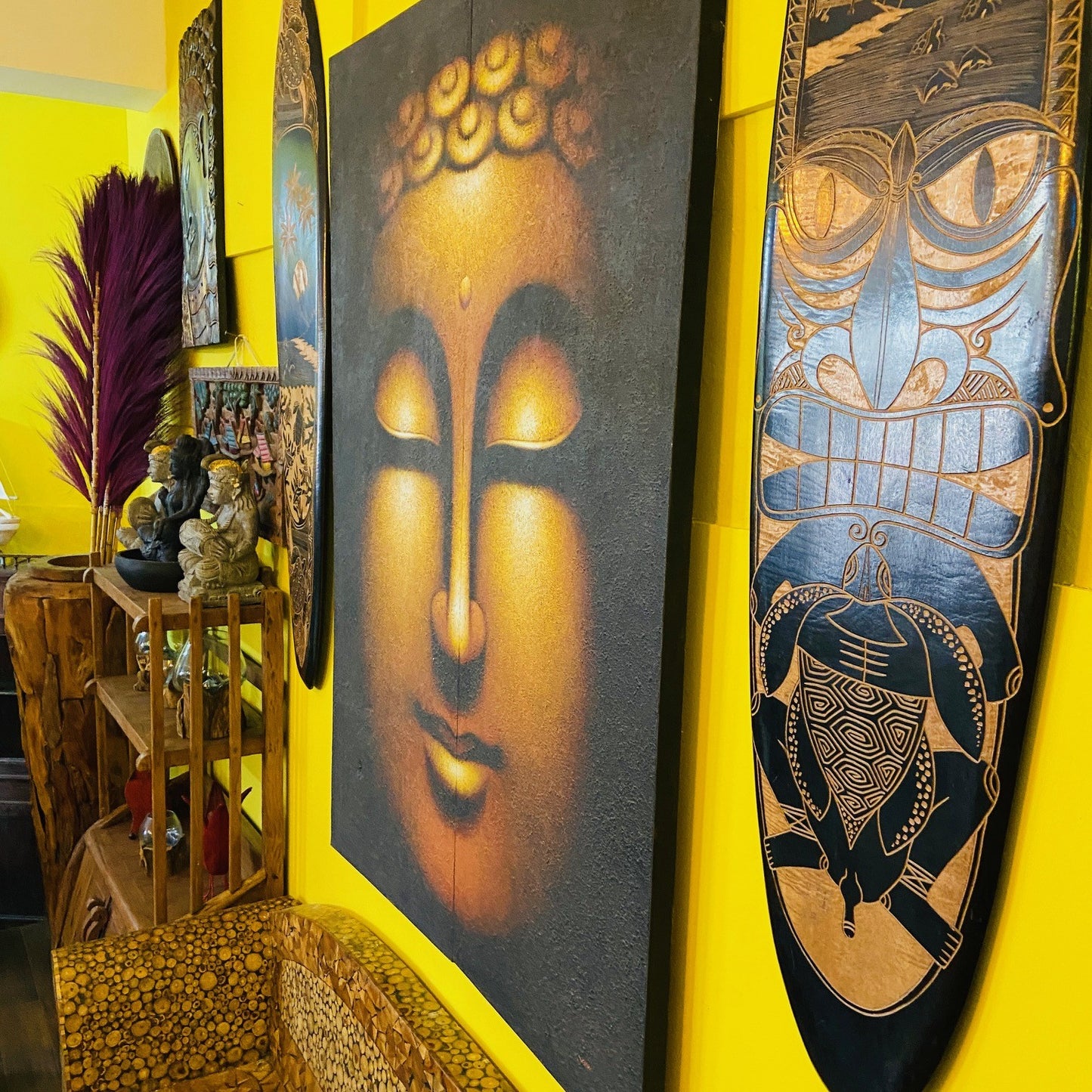 Peinture ethnique Bouddha sur toile peinte en or et noir