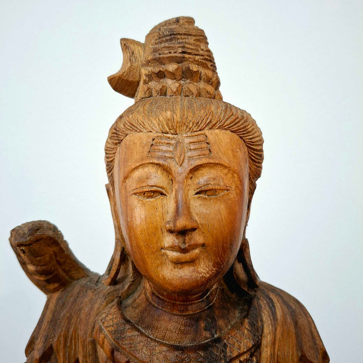 Shiva-Skulptur, heilige Holzstatuette für die Meditation