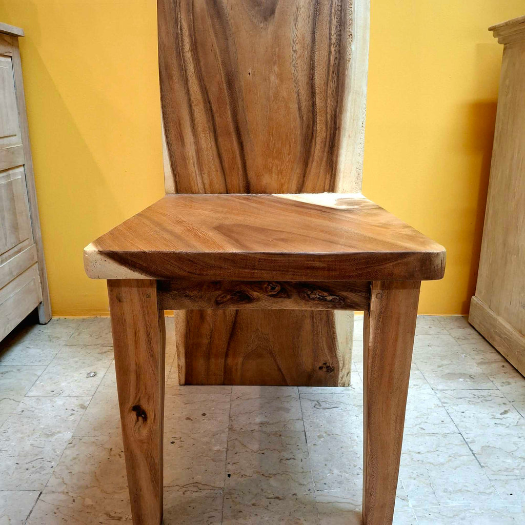 Sedia etnica legno massello con schienale alto