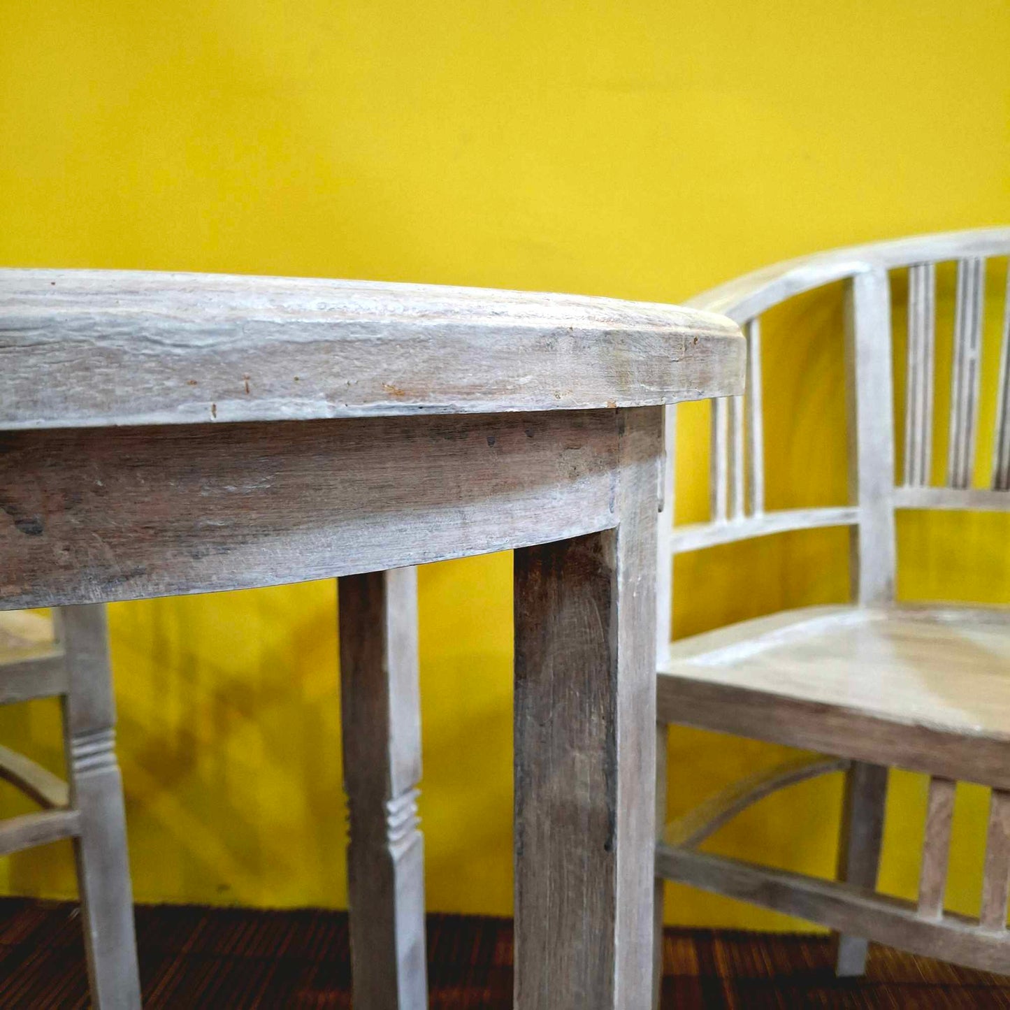 Set tavolino e sedie in legno teak shabby chic