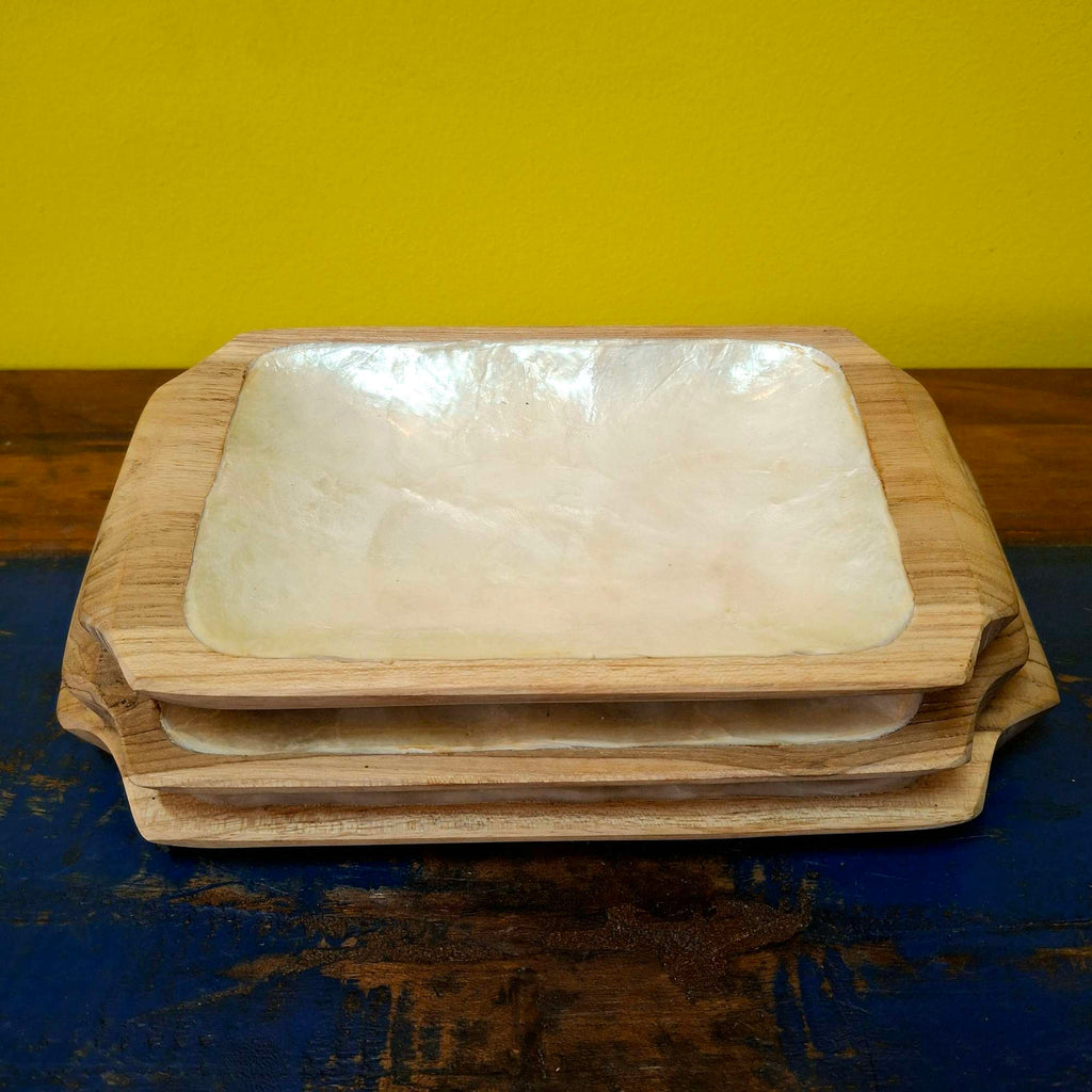 Set aus Holz- und Perlmutt-Tabletts als Taschenleerer