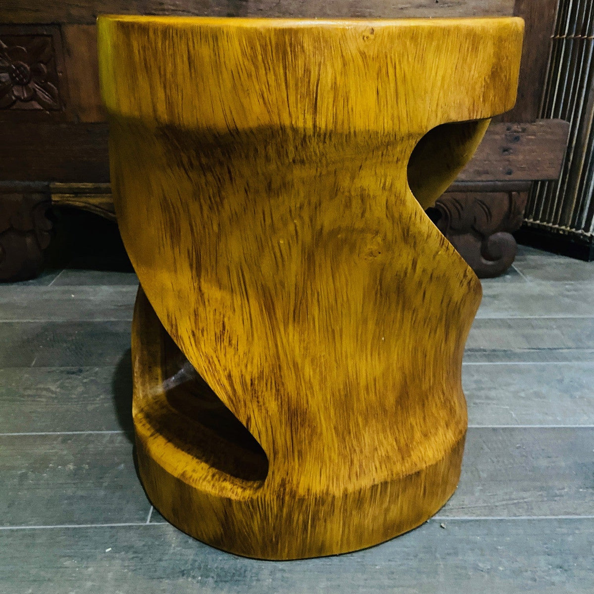 Comodino Etnico Legno Suar Massello Sgabello Spirale Tavolino Rotondo - ETNICBAY