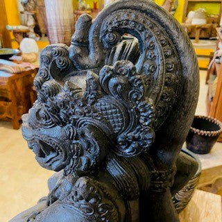 Statue de Barong Anoman en pierre, divinité fabriquée à la main
