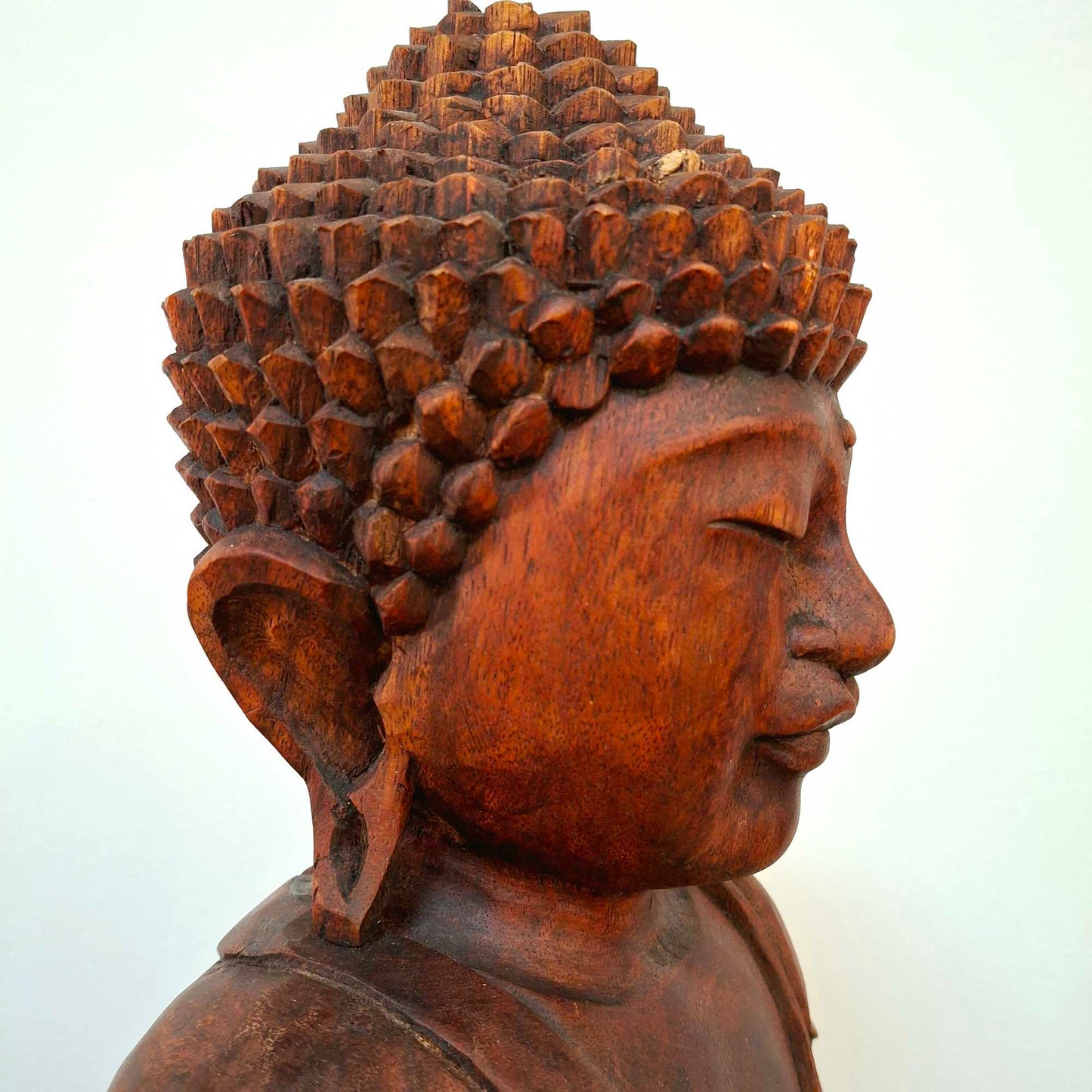 Statue de Bouddha méditation sculpture en bois suar