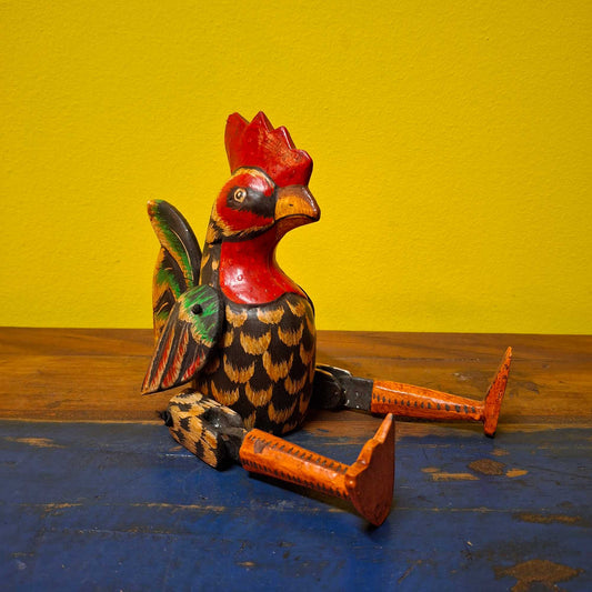 Statue de marionnette décorative en bois représentant un coq