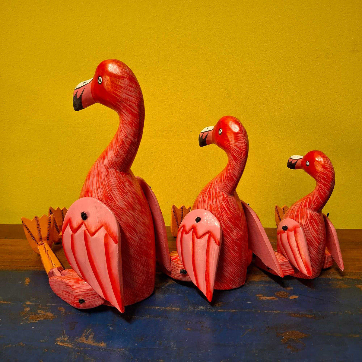 Fenicotteri rosa 3 statuette burattini in legno