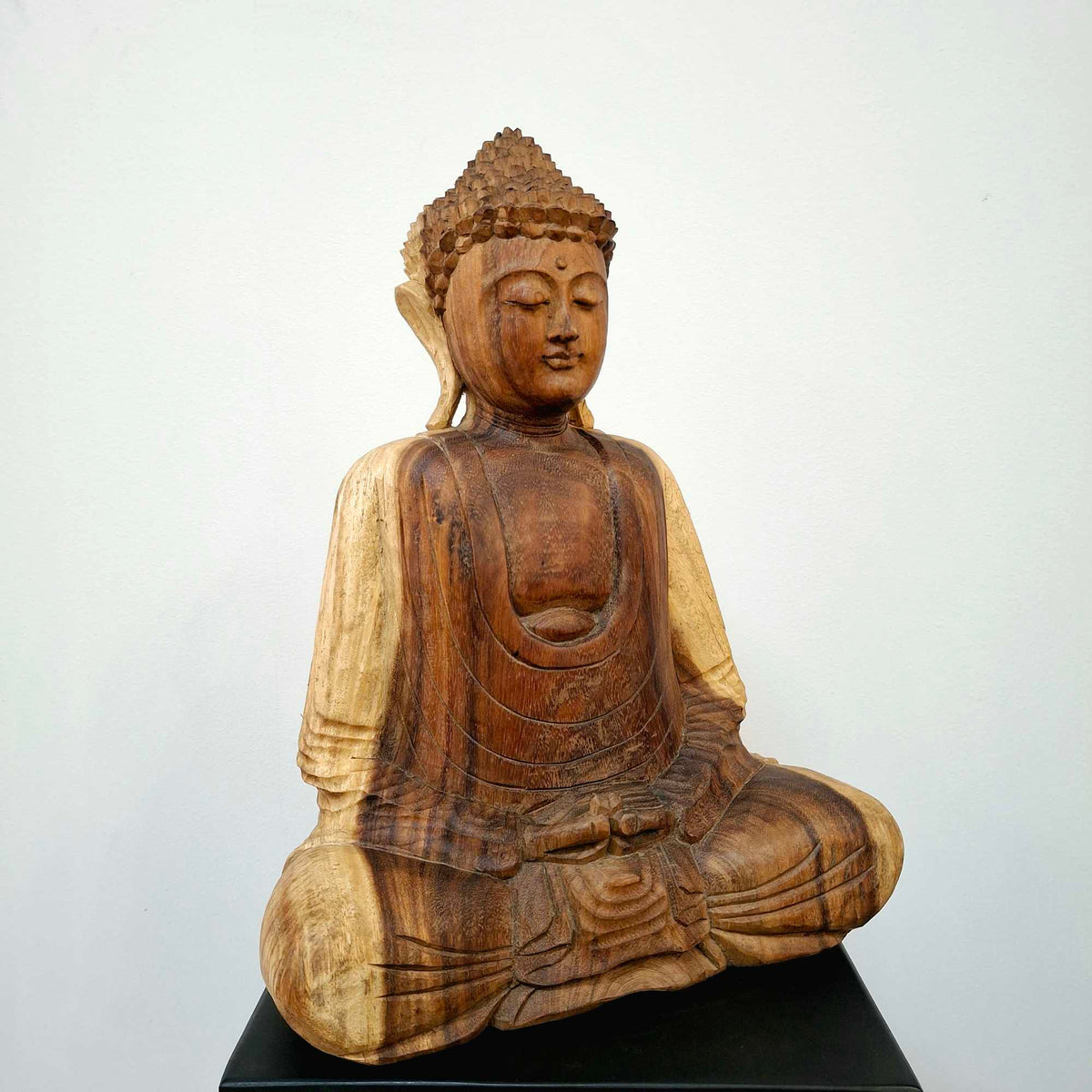 Buddha in meditazione Statuetta in legno suar